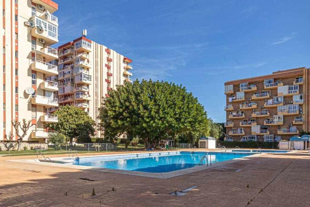 797 Holiday Rentals - Equipado estudio cerca del Parque la Paloma Benalmádena Exterior foto
